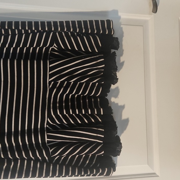 We The Free knit long sleeve. Black and white. Small. Lace on bottom. Distressed - Picture 3 of 5